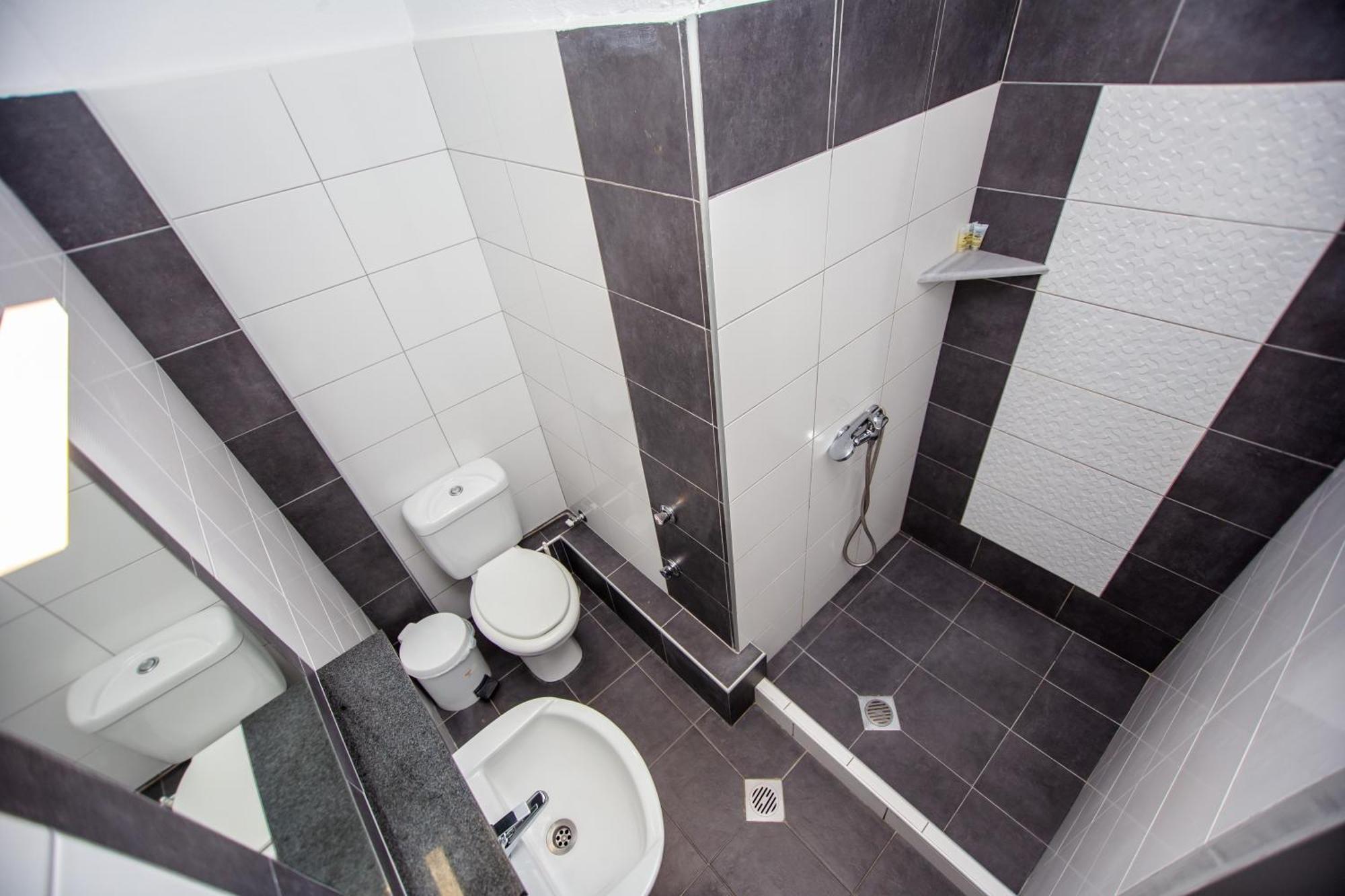 House Kohili Apartment Vrasná Екстериор снимка